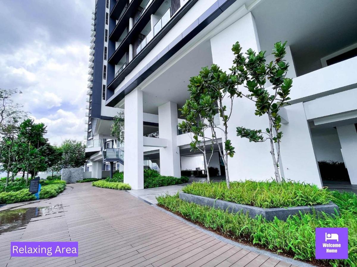 Continew Residences Trx Lux Pool View Kuala Lumpur Esterno foto